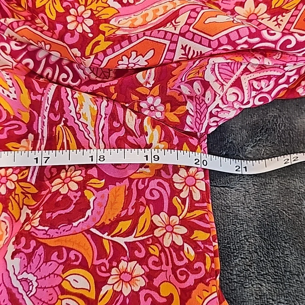 NWOT Beautiful Paisley boho giant bell sleeved top. Size Small sku0054 - Picture 8 of 10